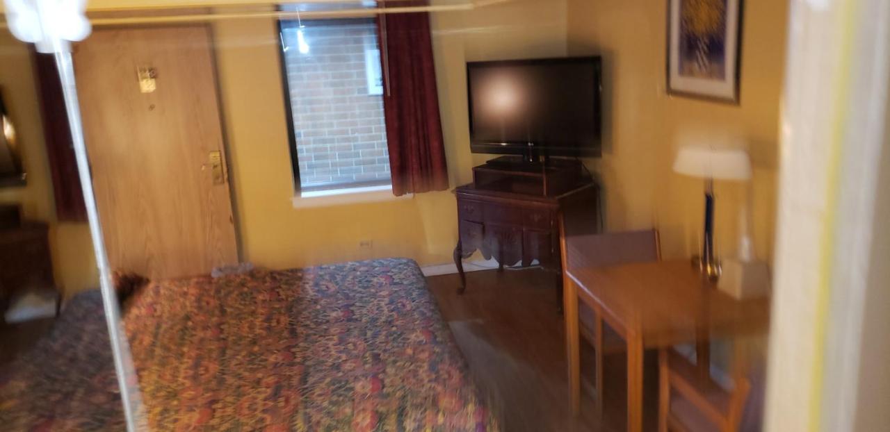 Plaza Inn Motel Calumet Park ภายนอก รูปภาพ