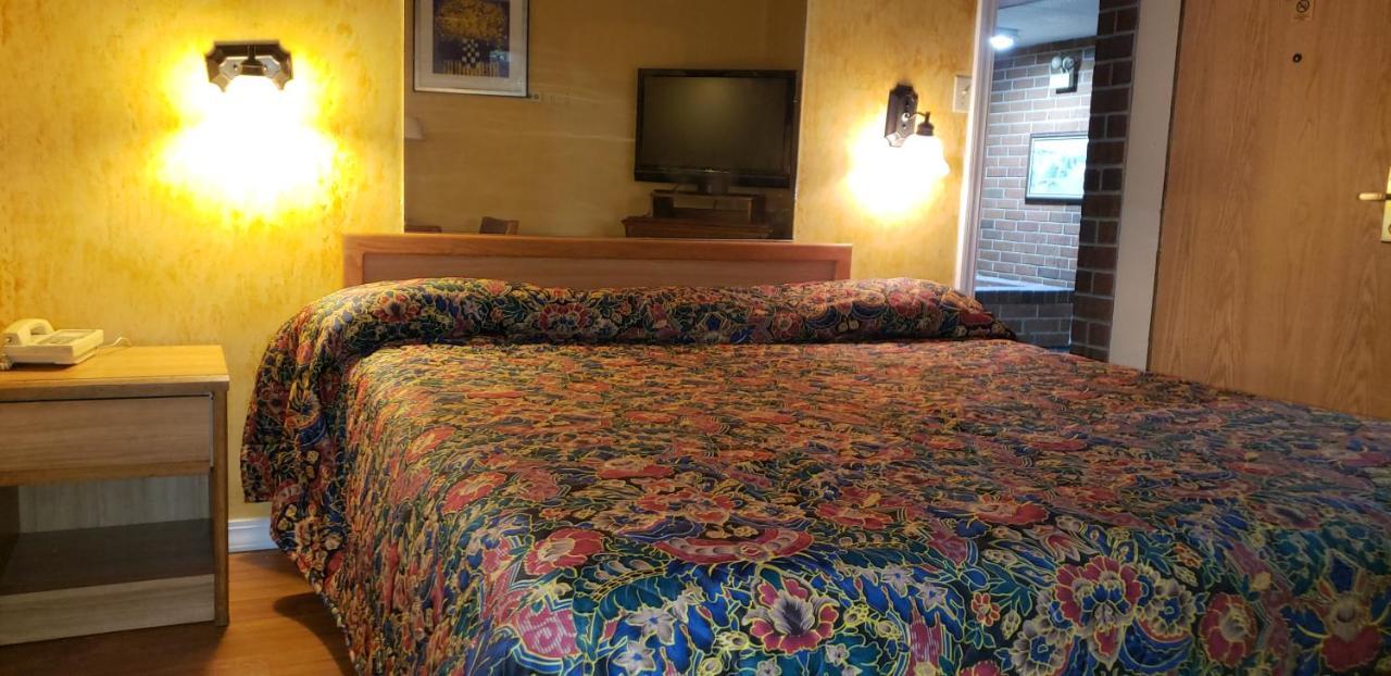 Plaza Inn Motel Calumet Park ภายนอก รูปภาพ