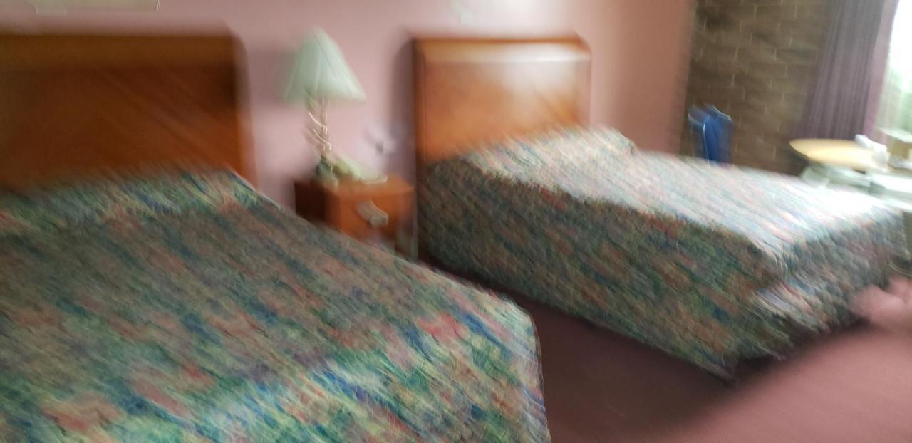 Plaza Inn Motel Calumet Park ภายนอก รูปภาพ