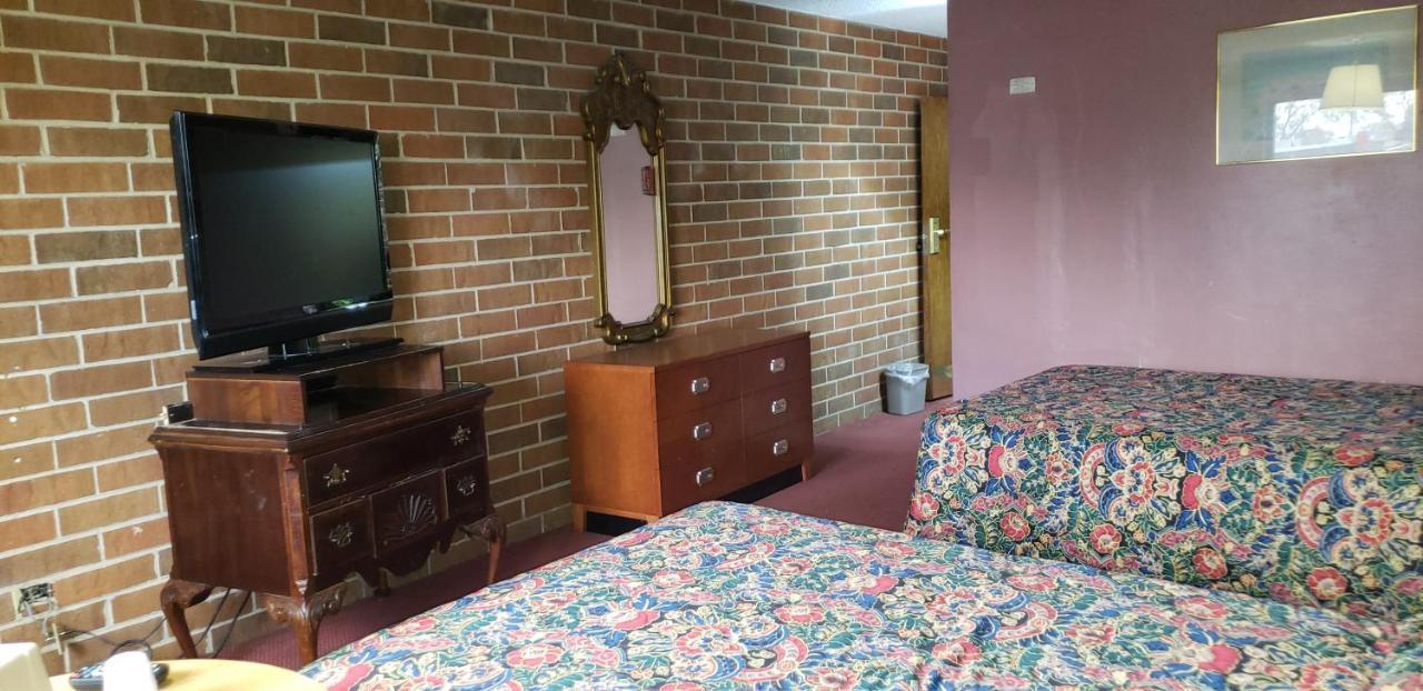 Plaza Inn Motel Calumet Park ภายนอก รูปภาพ